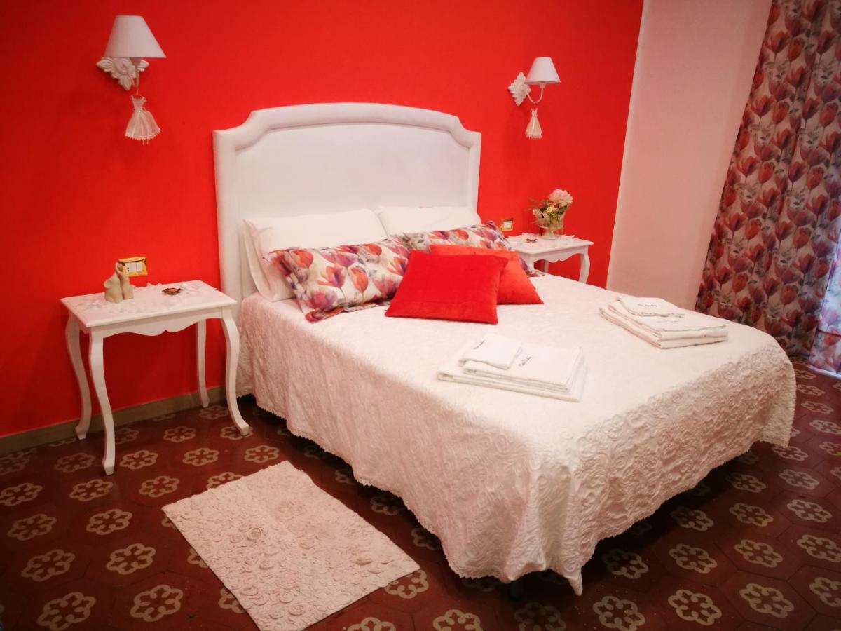 B&B Resta Cu Mme نابولي المظهر الخارجي الصورة